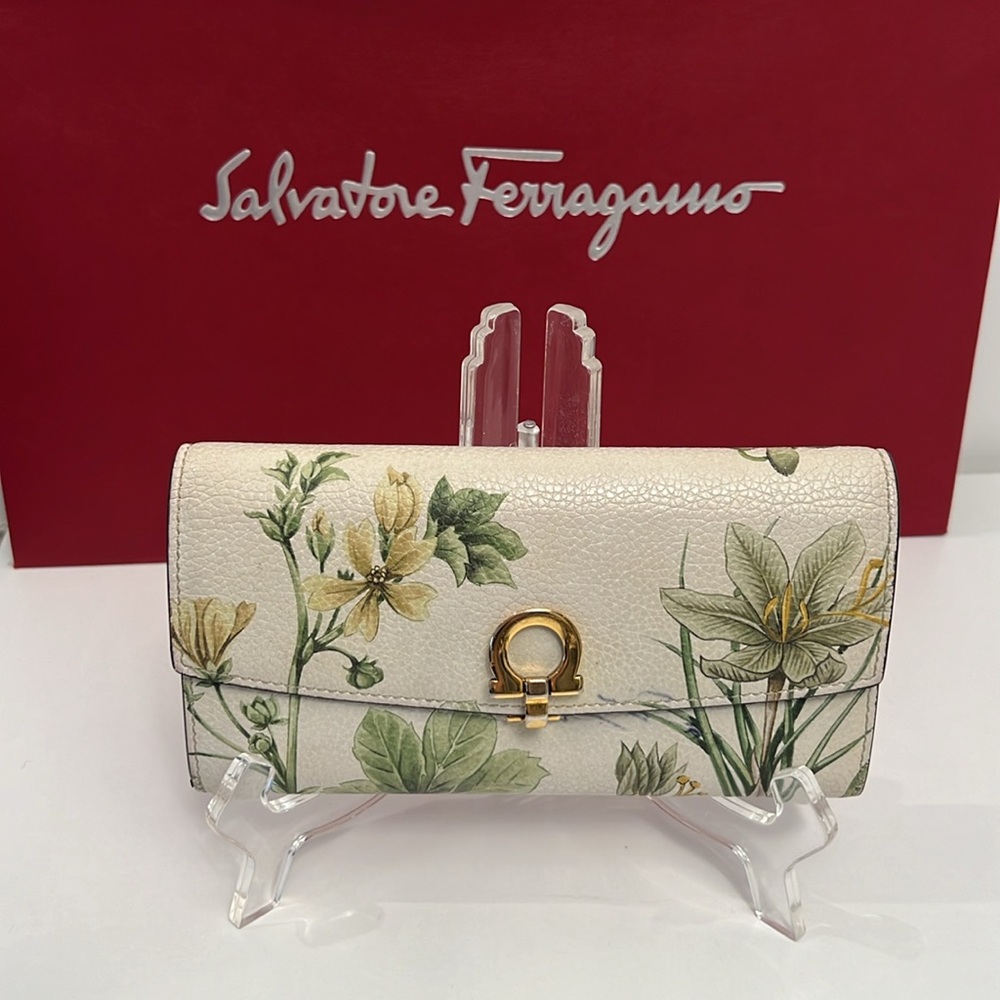 Salvatore Ferragamo Cream Floral Leather Wallet with Gold Tone Hardware